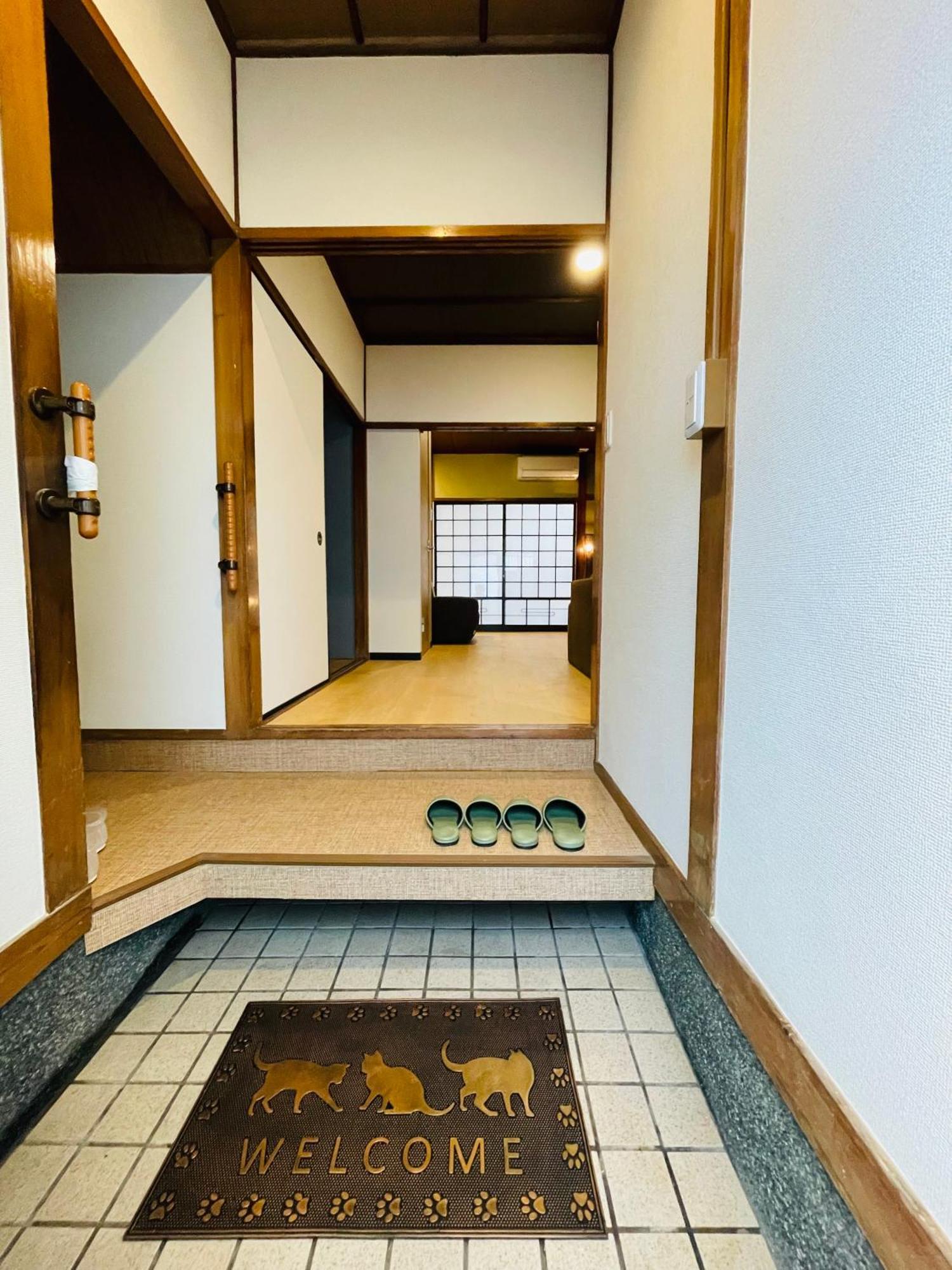 شقة Namba Shinsaibashi 10 Mins Osaka Castle　East المظهر الخارجي الصورة