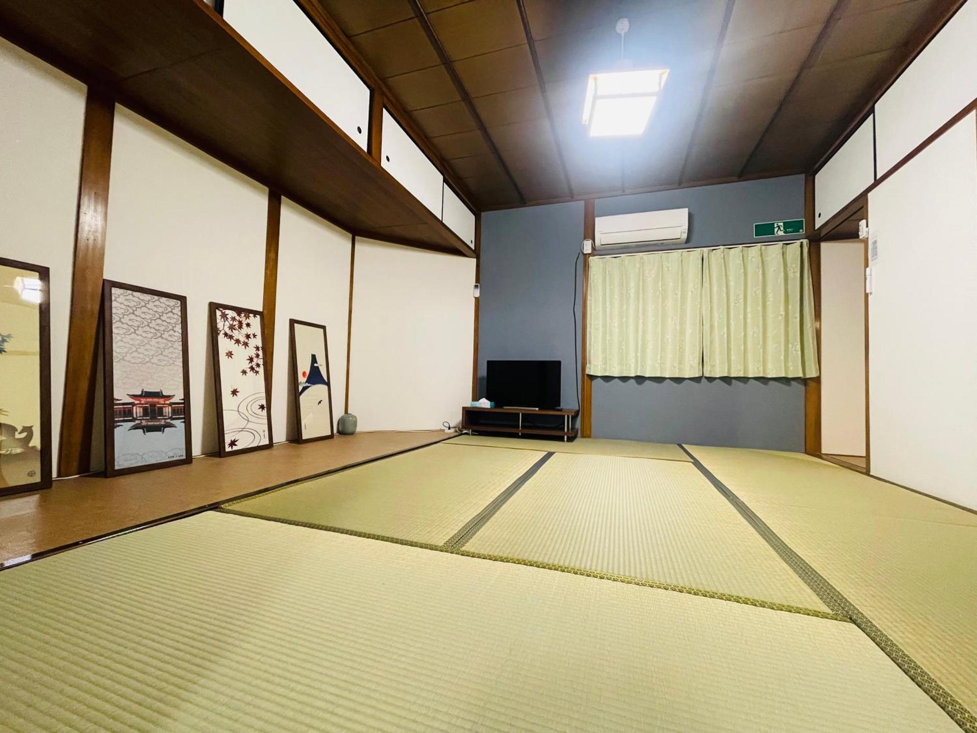 شقة Namba Shinsaibashi 10 Mins Osaka Castle　East المظهر الخارجي الصورة